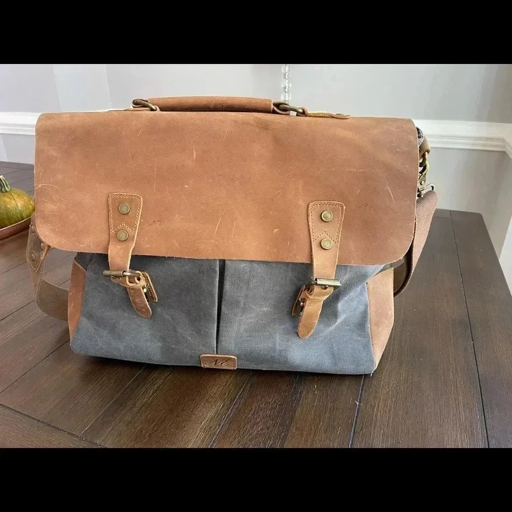 Woven canvas messenger bag